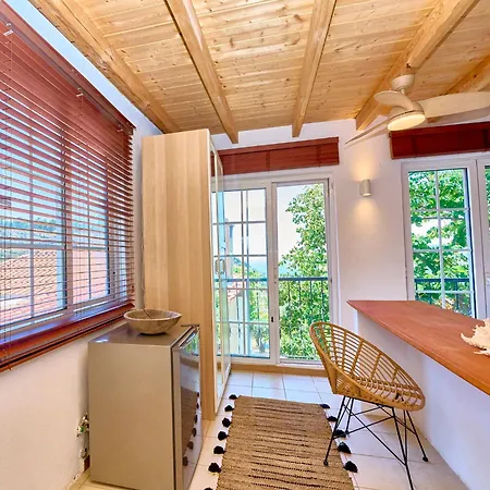 Billion Stars Guest house Thimonia